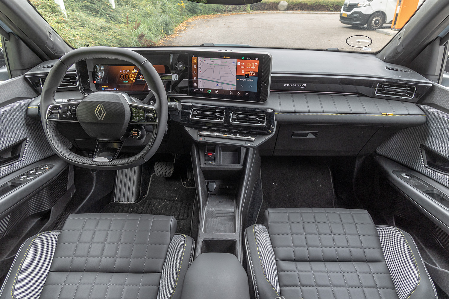 Renault 4 - test, priser & anmeldelse (2025) | bilmagasinet.dk