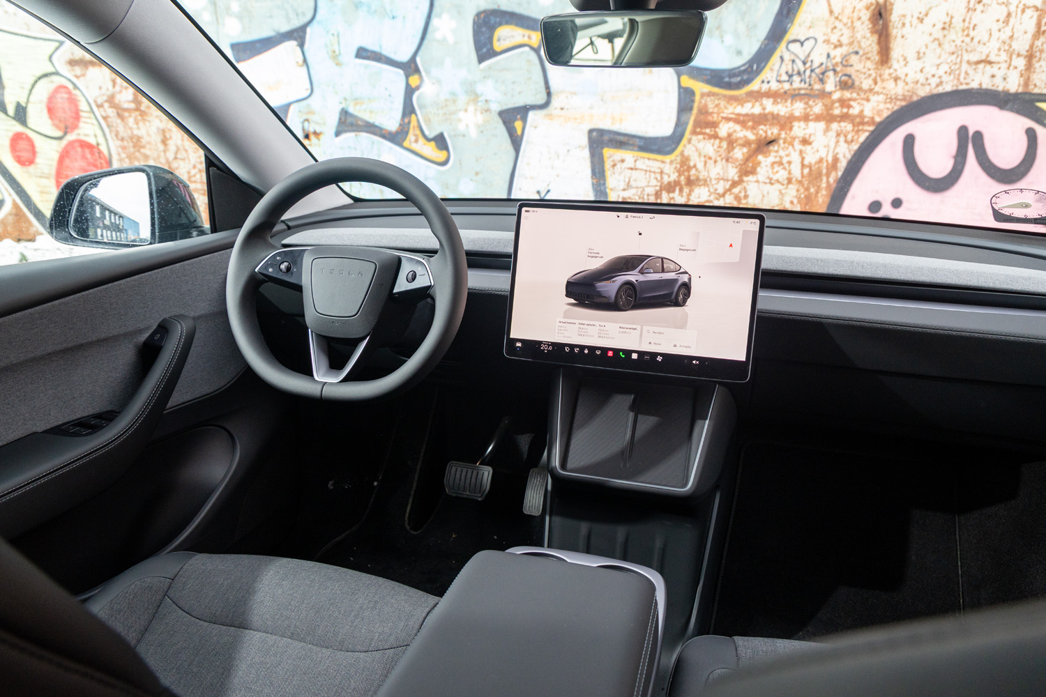 Model Y RWD test: Latterligt meget bil for pengene | bilmagasinet.dk