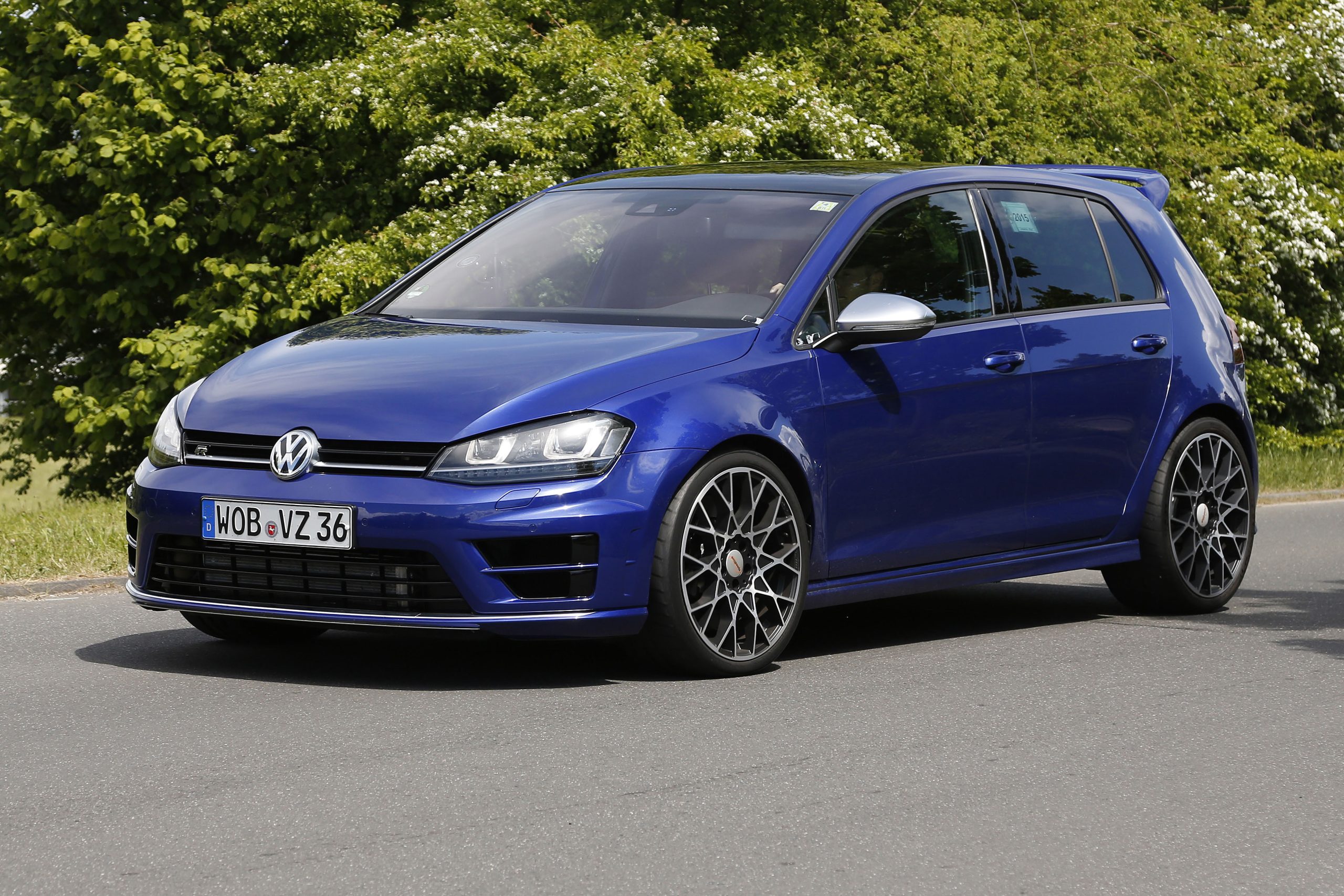 Spionfoto: Golf R400 | bilmagasinet.dk