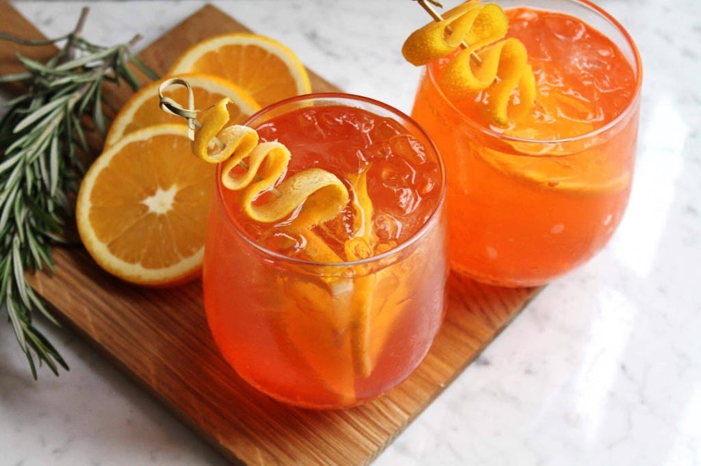 Champagne cocktail opskrift til nytårsaften