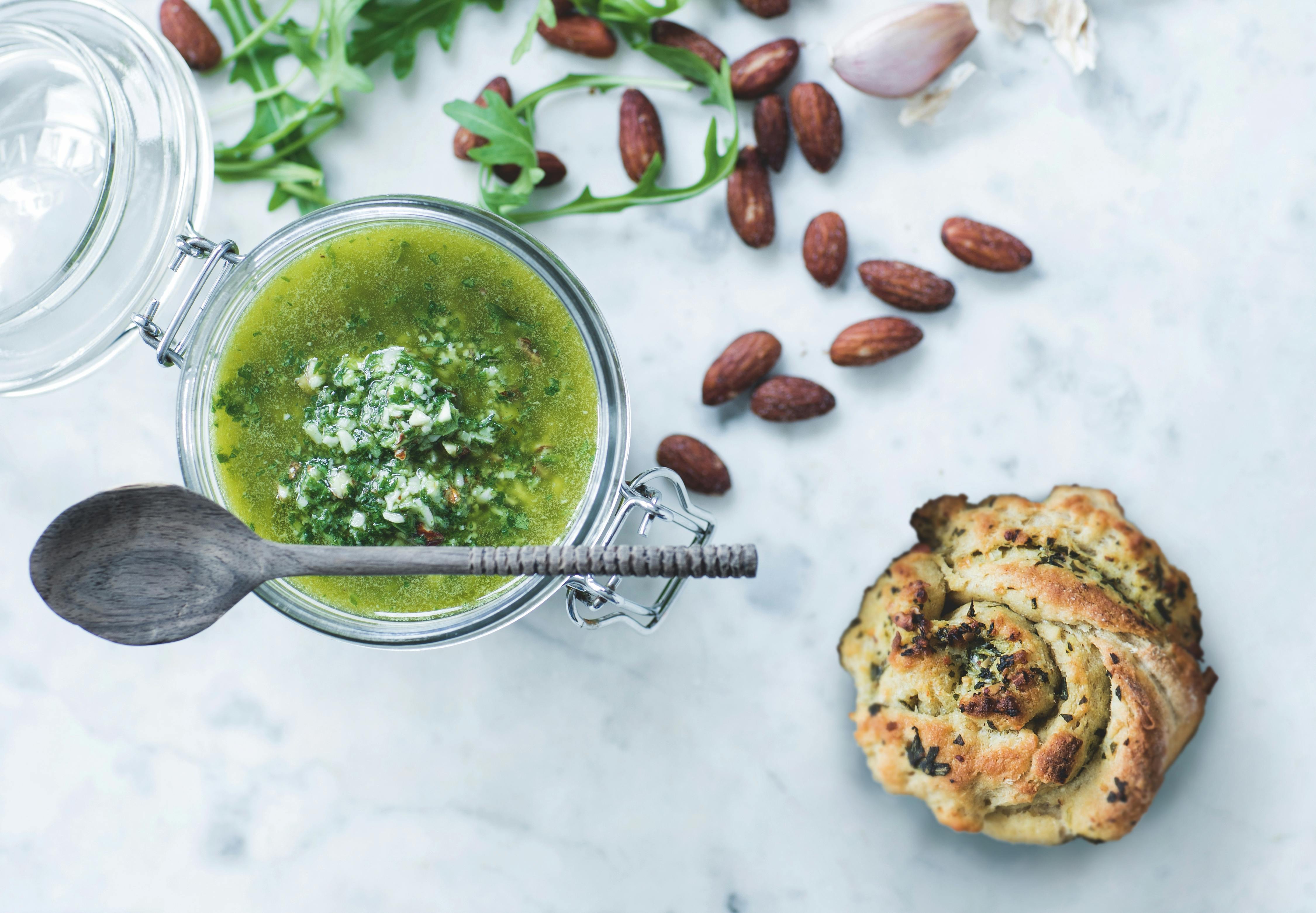 Fuldkornssnurrer med hjemmelavet rucolapesto | bobedre.dk Fuldkornssnurrer med hjemmelavet rucolapesto | bobedre.dk