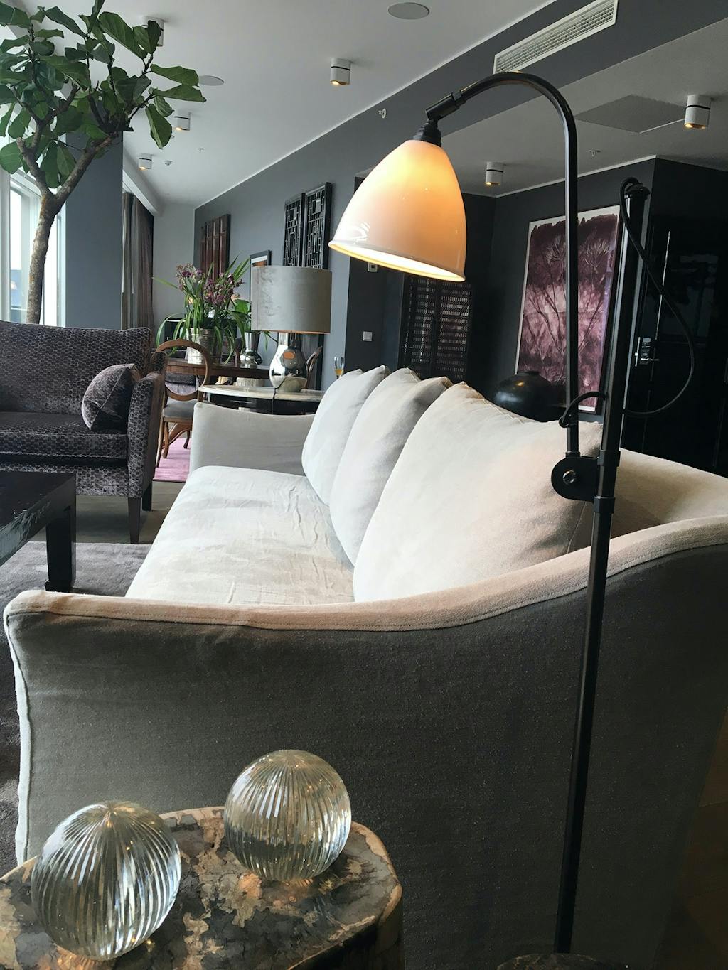 BO BEDRE Nimb Hotel Tivoli indretning stue sofa