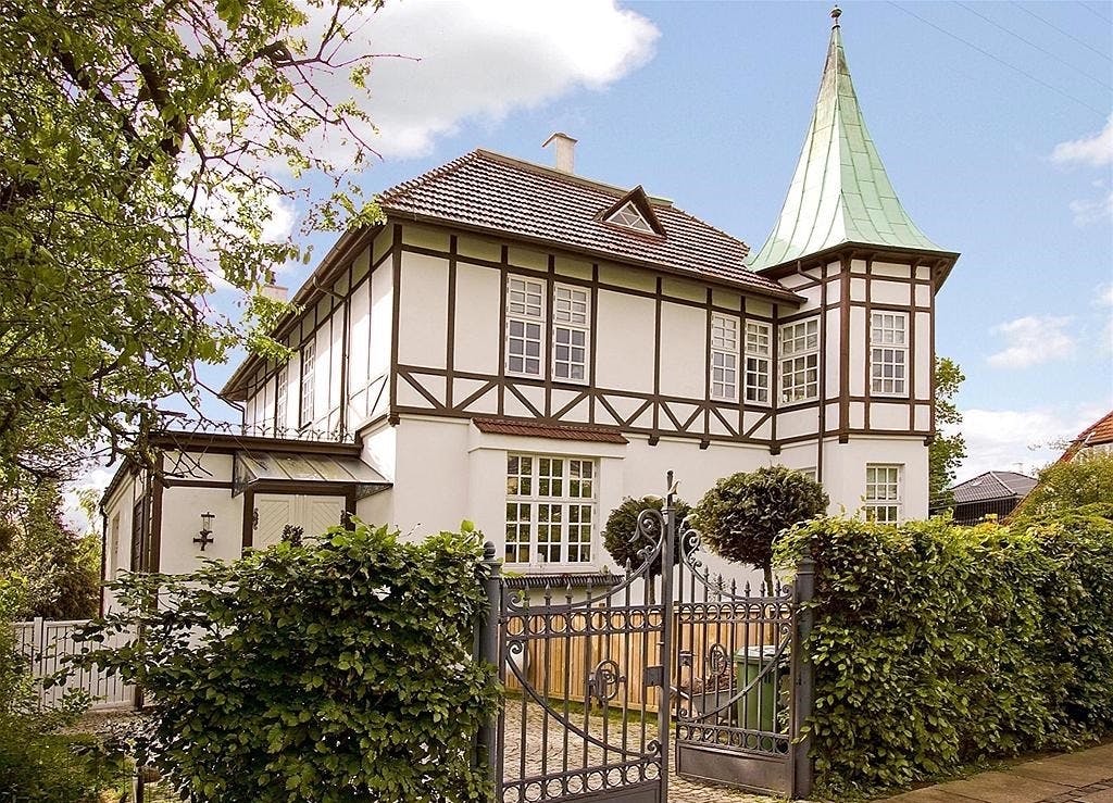 bolig med tårn gentofte liebhaverbolig