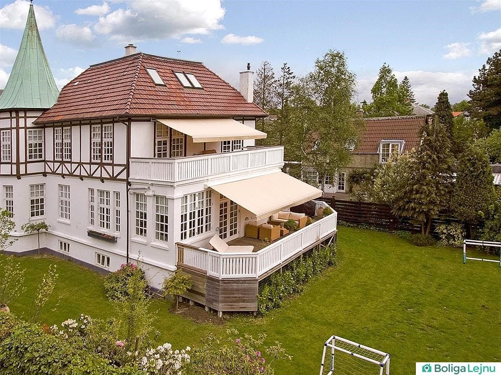 lejebolig liebhaverbolig have terrasse