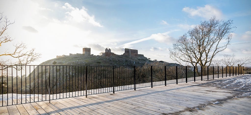 bornholm og hammershus nyt besøgscenter med udsigt fra taget