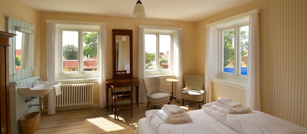 Badehotel hotel hoteller weekendophold vinterbadning vinterbader Brøndums Hotel Badehotellet TV 2 badehoteller Danmark danske vand hav kyster