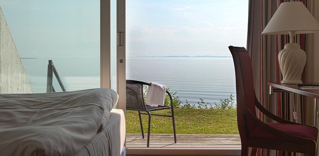 Badehotel hotel hoteller weekendophold vinterbadning vinterbader Helnan Marselis Hotel Danmark danske vand hav kyster
