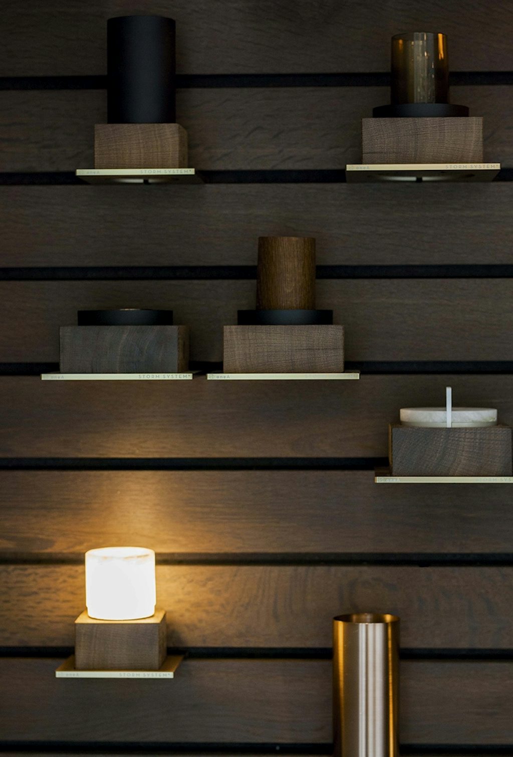 showroom legio rimadissio Viabizzuno henge indretning strandvejen hylde