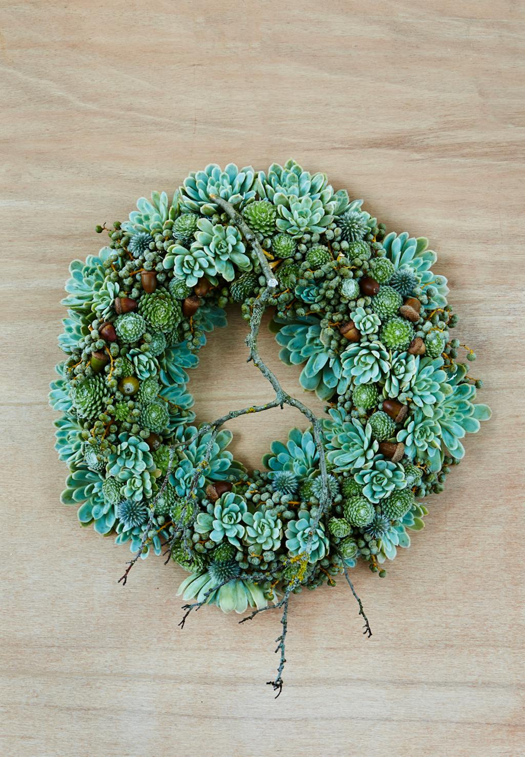 Grøn dørkrans med husløg