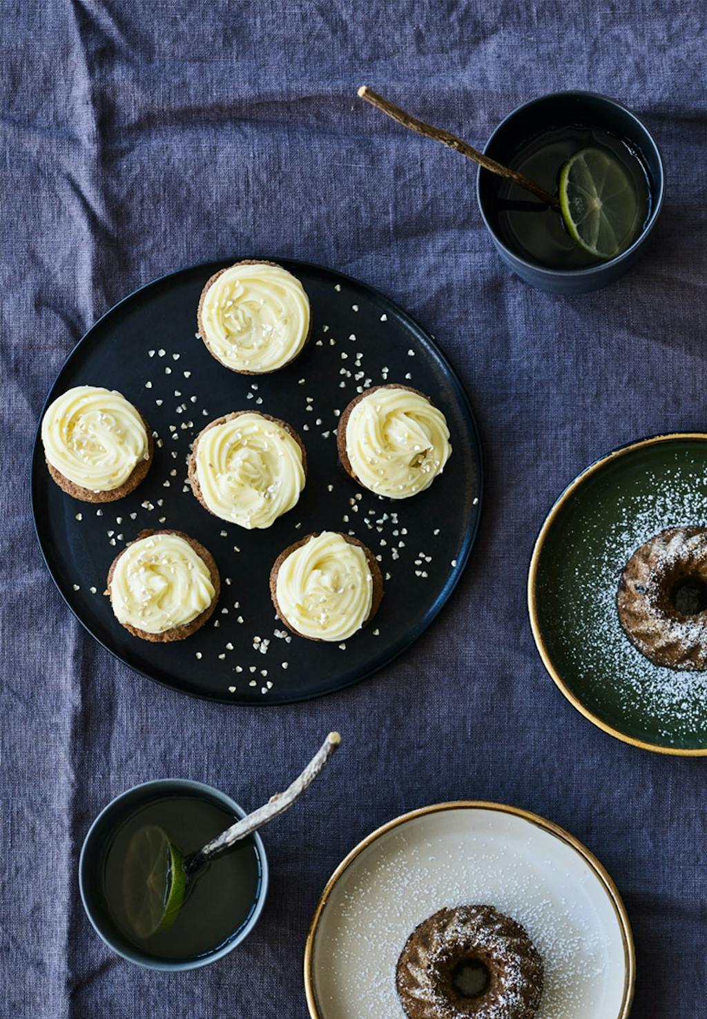 Hvid gløgg med lakrids og lime opskrift