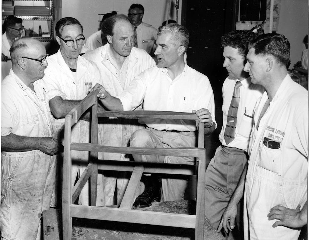 Jens Risom på arbejde