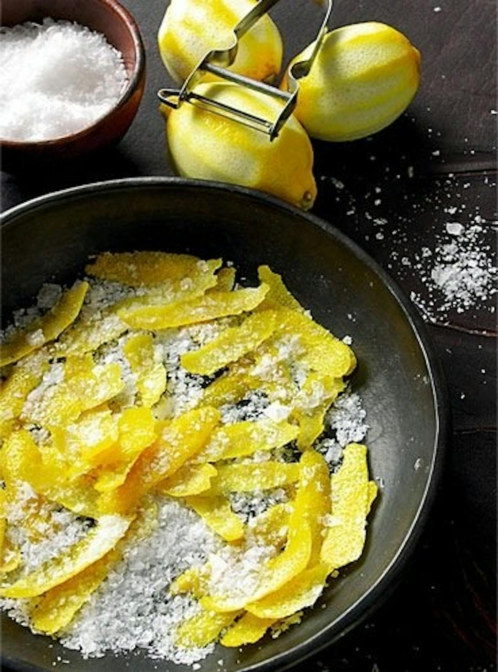 Revet citrolskal til citronolie