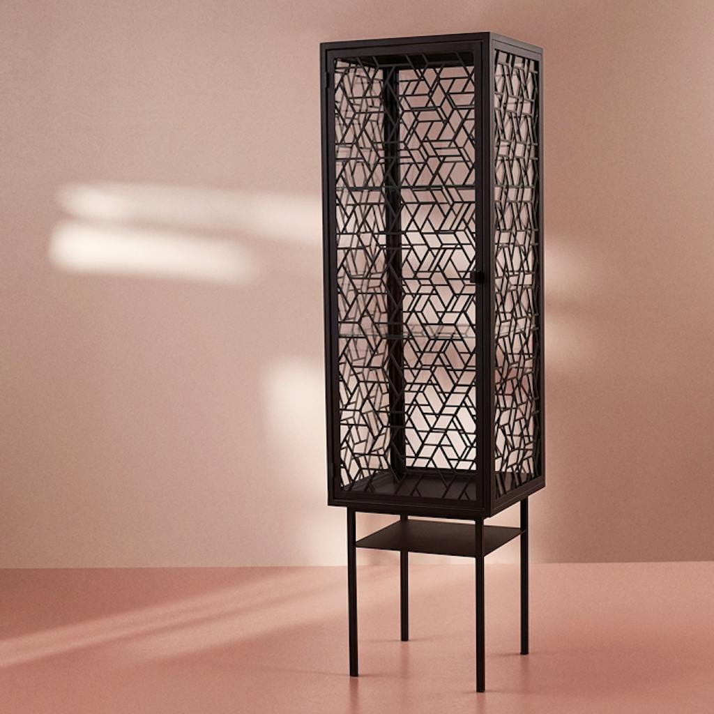 Vitrineskab i tidsløst design 