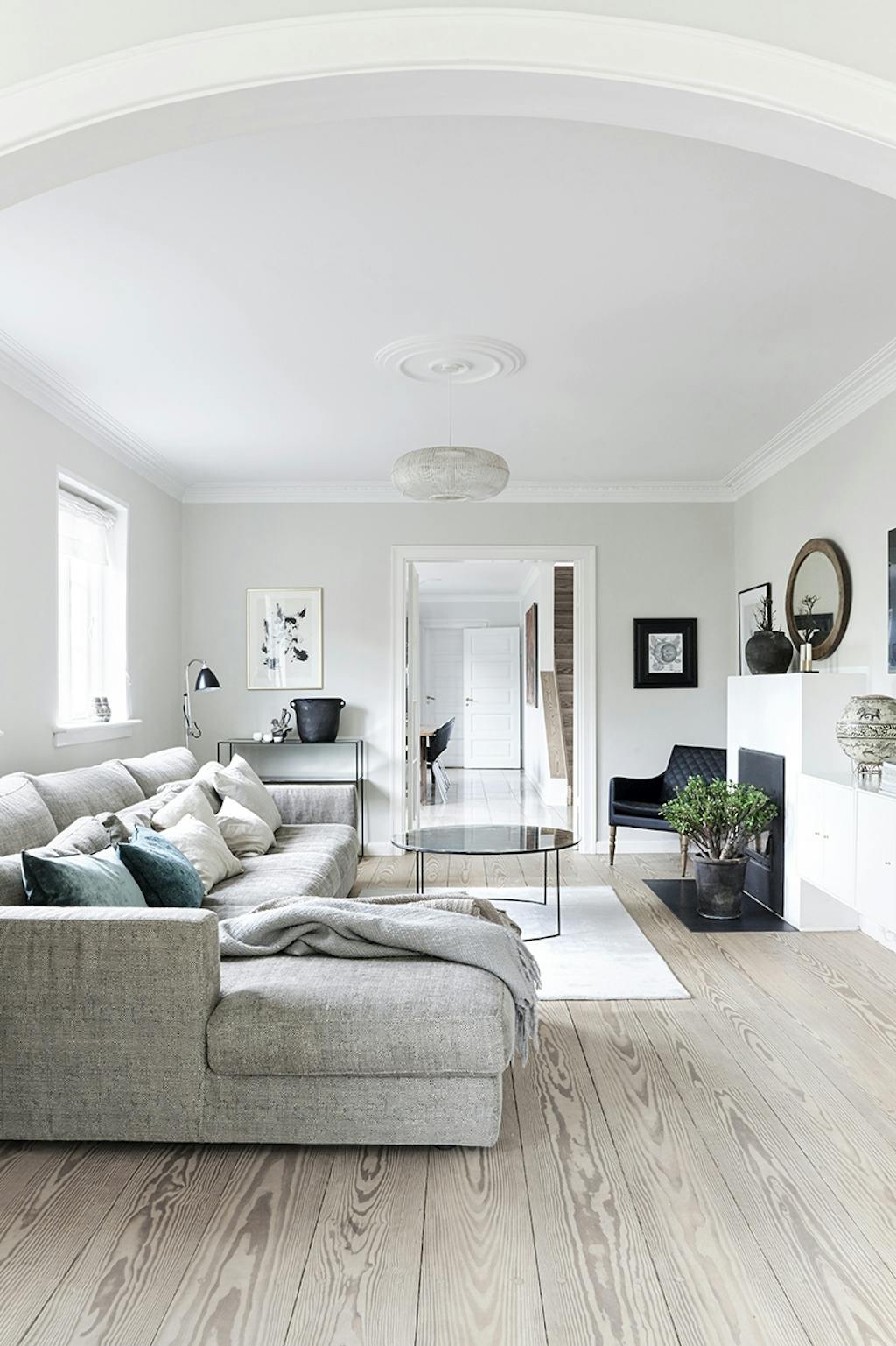 bolig indretning renovering stue sofa stuebord