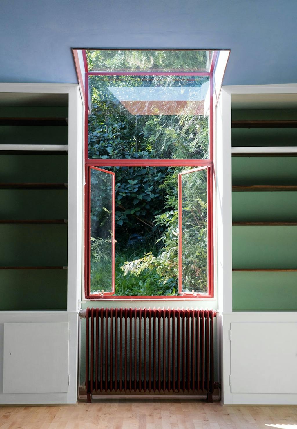 Poul Henningsens hus med vinduer i jern