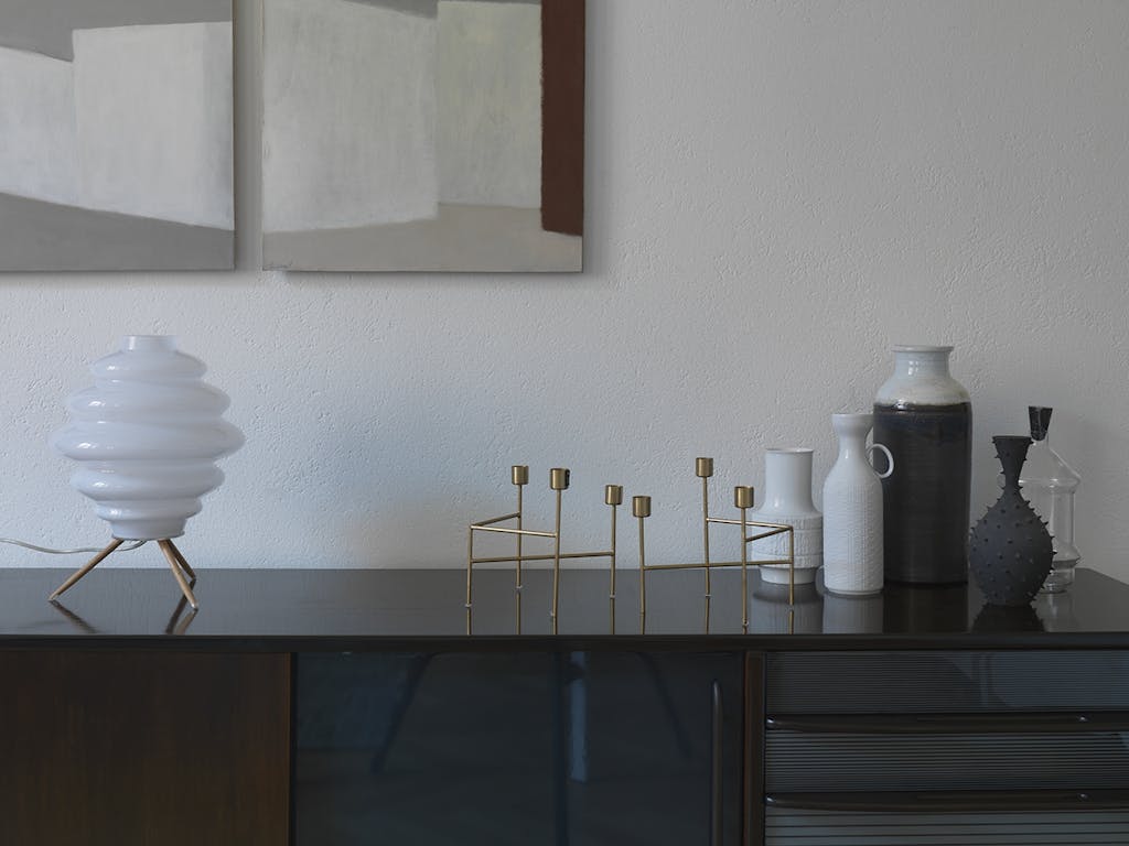 bolig indretning dansk design skænk lysestage vase