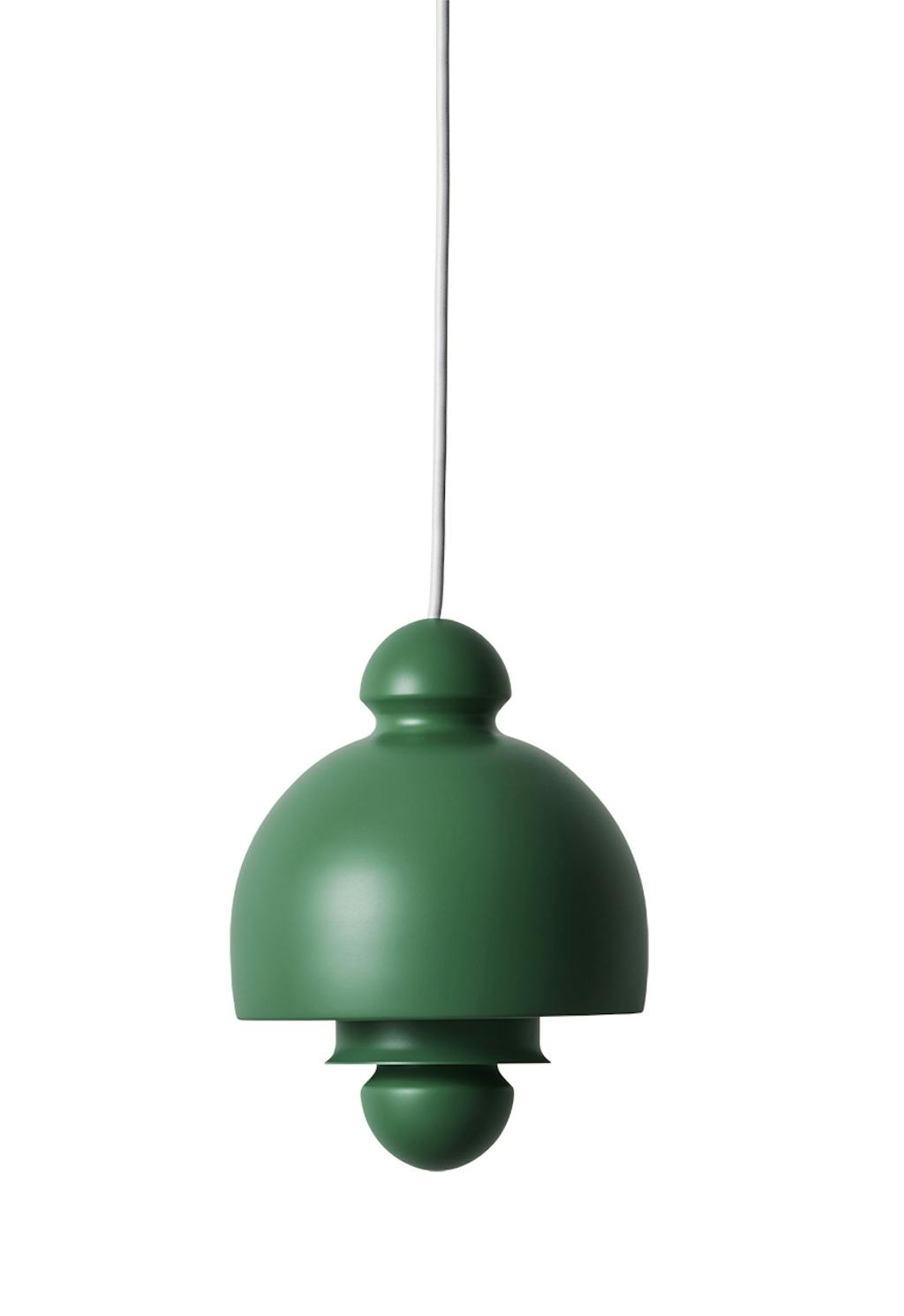 Snart 50 men stadig ny