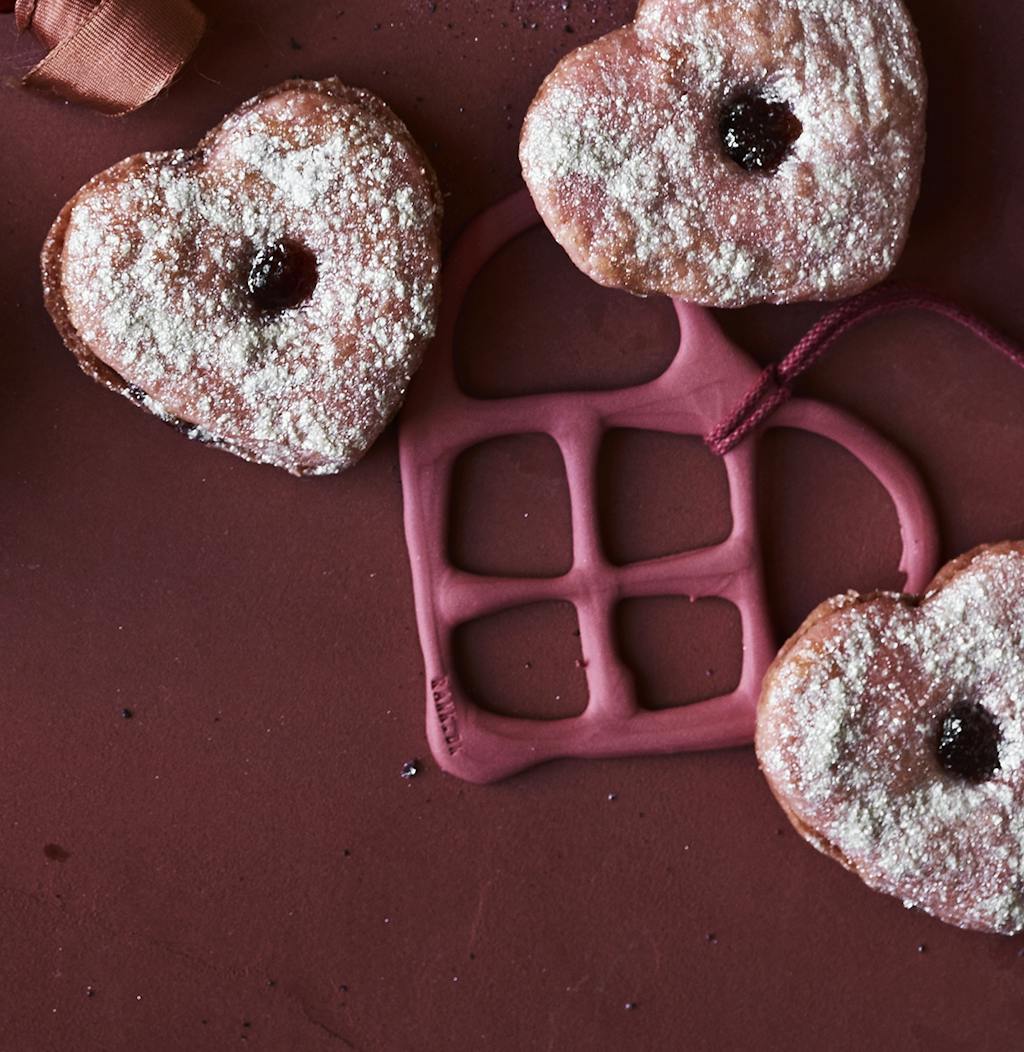 Vaniljehjerter med jordbærmarmelade