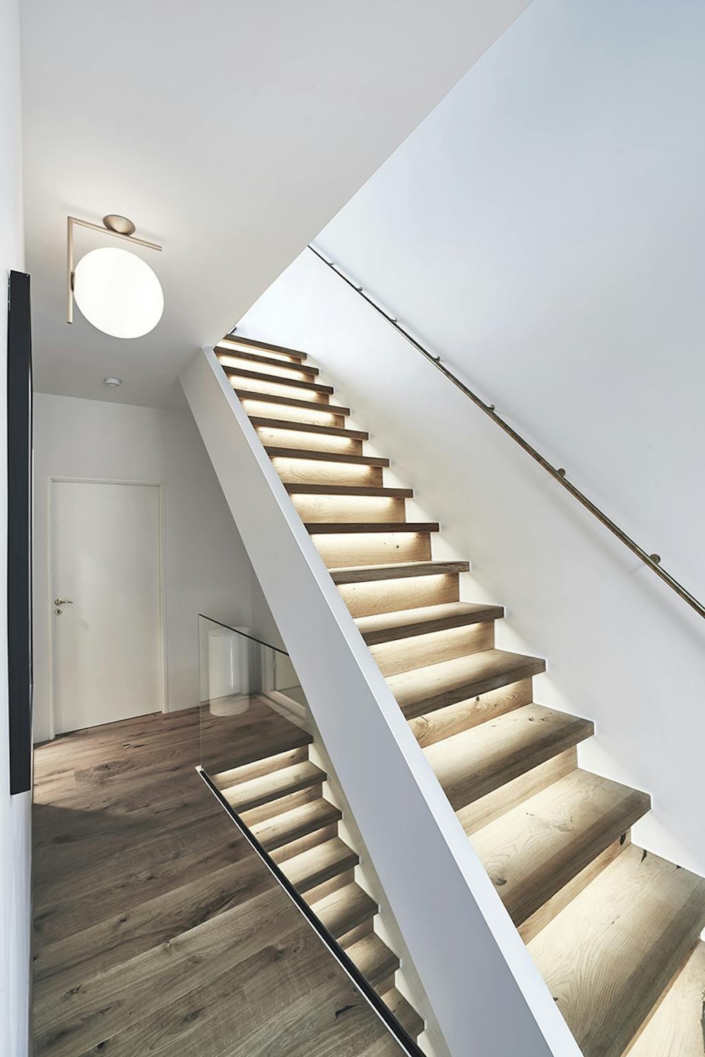 byhus århus moderne renovering trappe