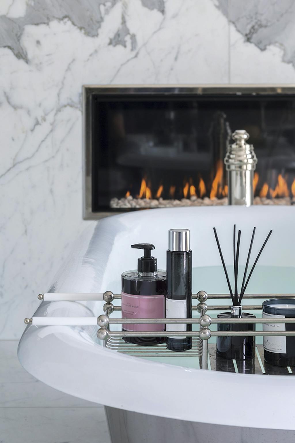 bad og design badeværelse luksus pejs