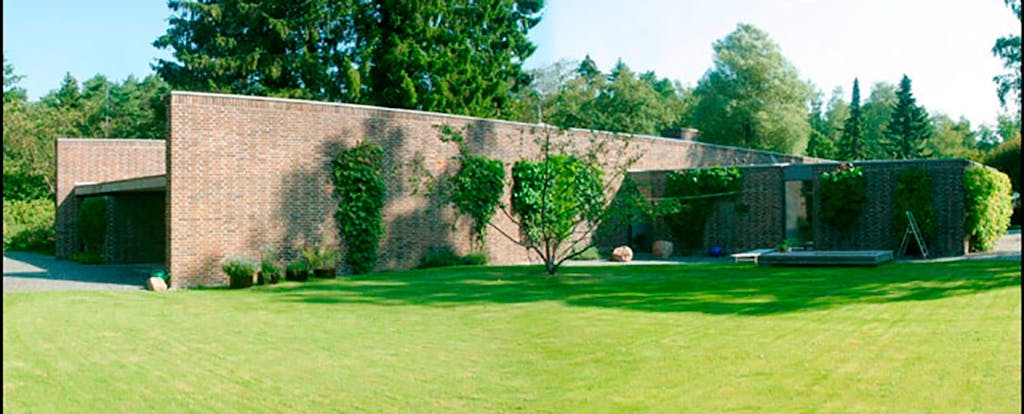 Forbrydelsen i Knud Holschers villa