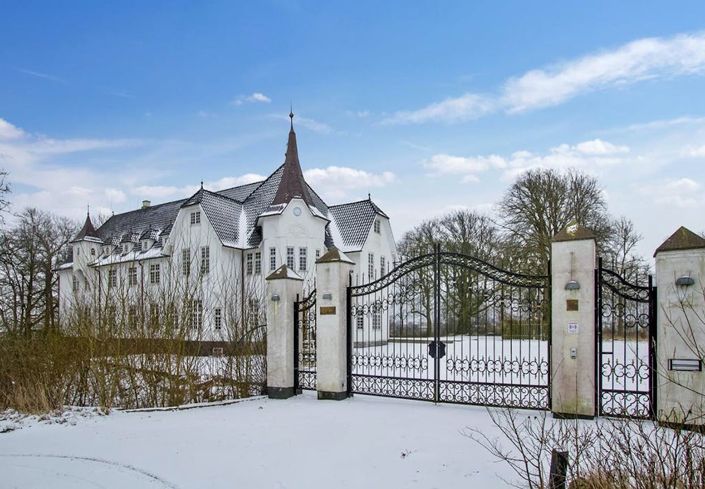 Standsmæssig indkvartering