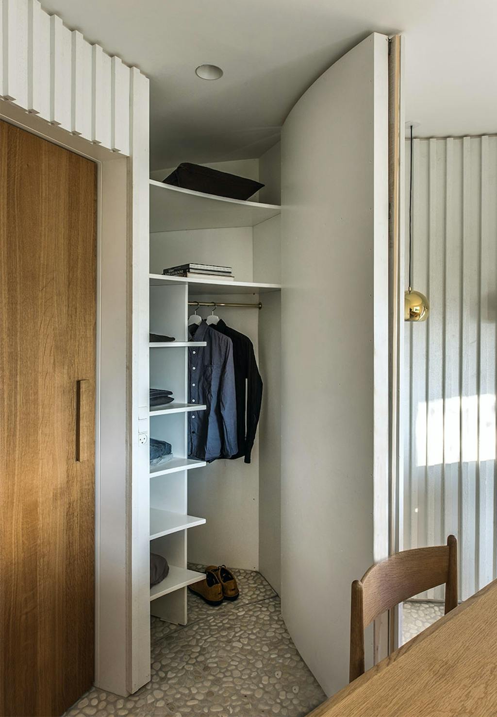 Skjulte indbyggede skabe og opbevaring