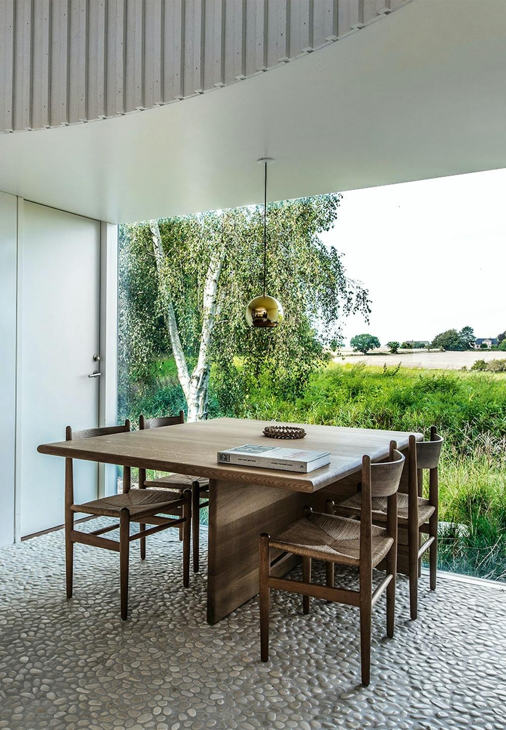 Nyd middagen til en smuk udsigt