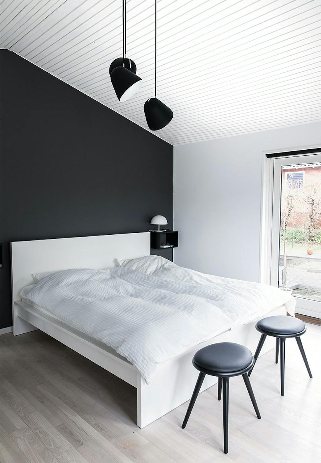 Stilrent og roligt soveværelse