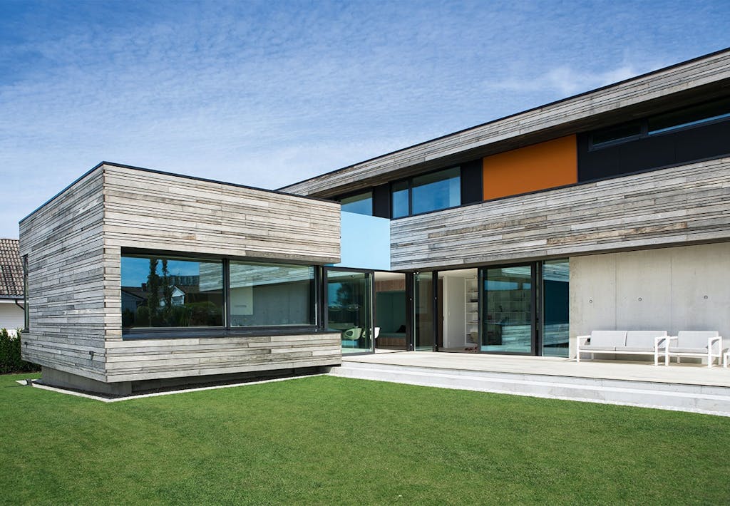 Huset skiller sig ud - men ikke for meget