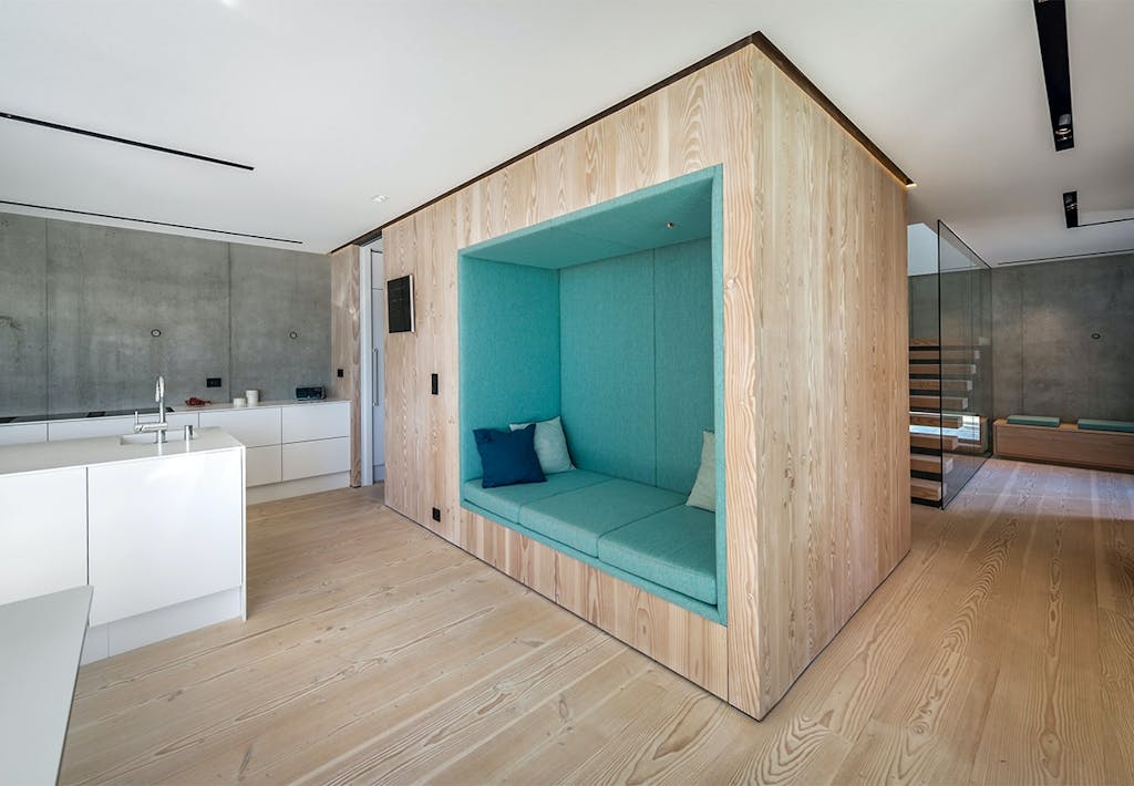 Indbygget sofa i køkkenet