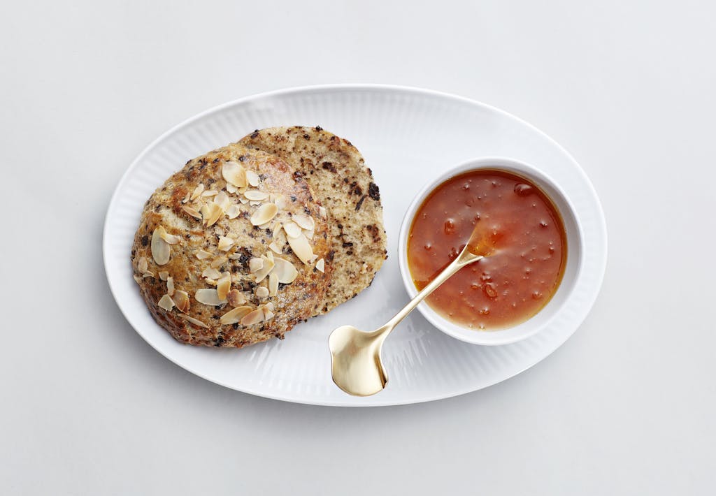 chokoladescones opskrift abrikos marmelade