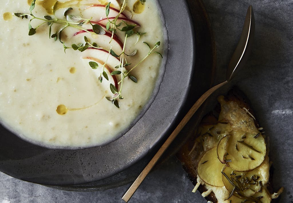 vegetar vegetarisk suppe hovedret jordskok cremet