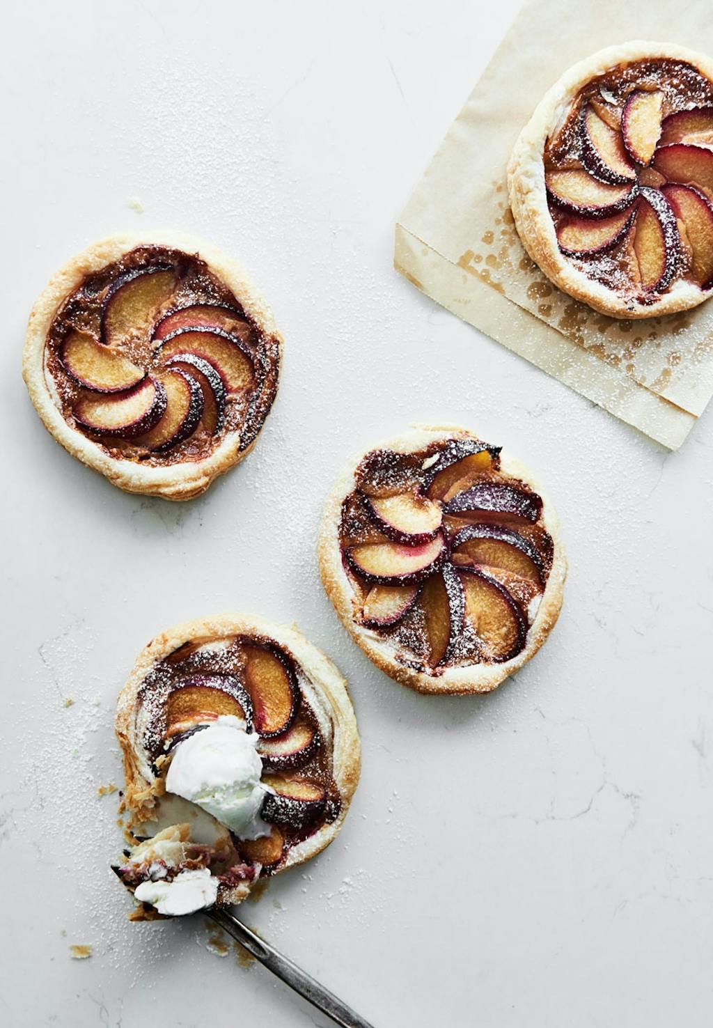 blommetærter med karamel