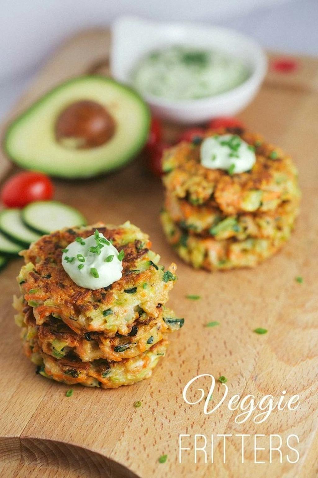 Squashfritter med acovadodip