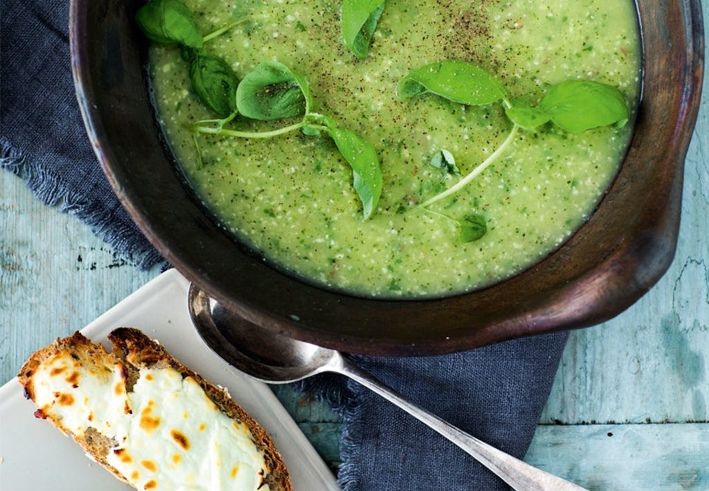Squashsuppe med gratineret ostebrød