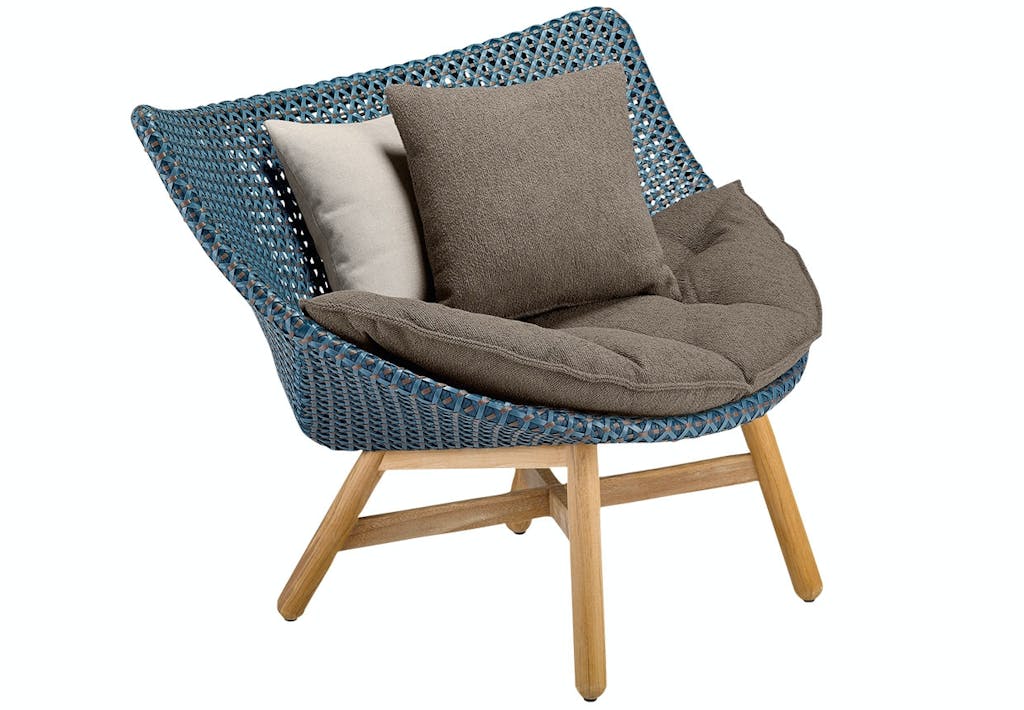 Udemøbel med sæde i fiber