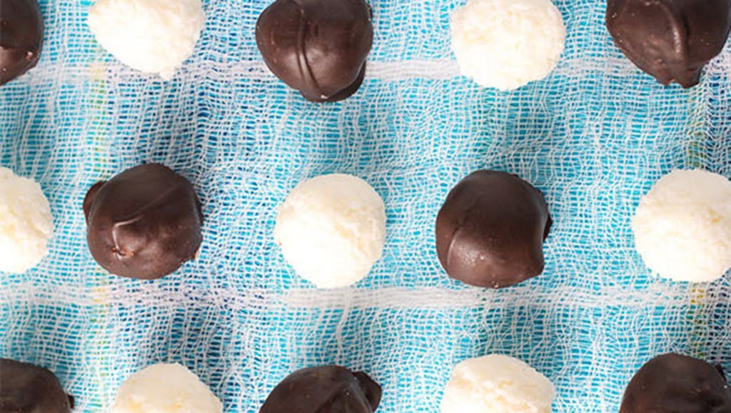 Kokos og chokoladetoppe Kokos og chokoladetoppe