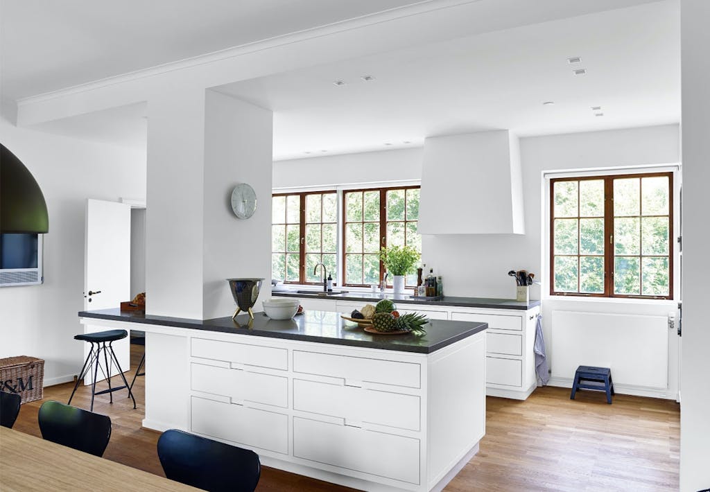 Køkken tegnet af Simonsen og Czechura