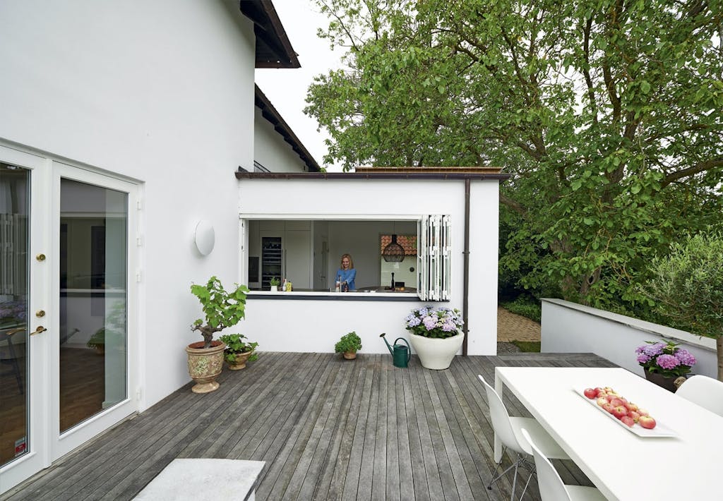 Køkken og terrasse smelter sammen
