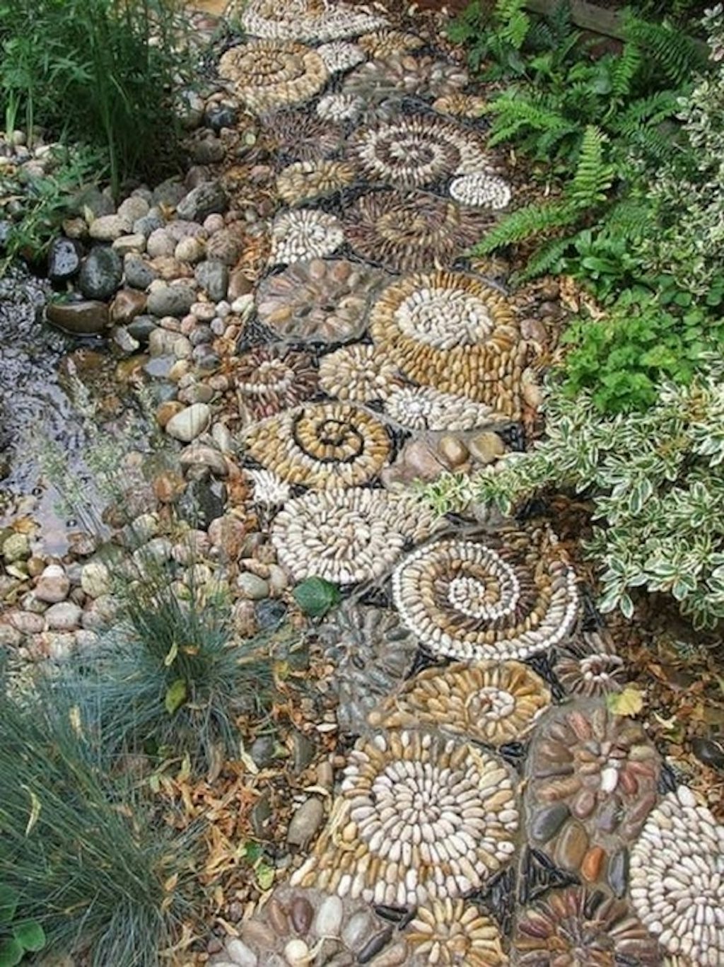 Du kan selv skabe den fineste mosaik i haven Du kan selv skabe den fineste mosaik i haven