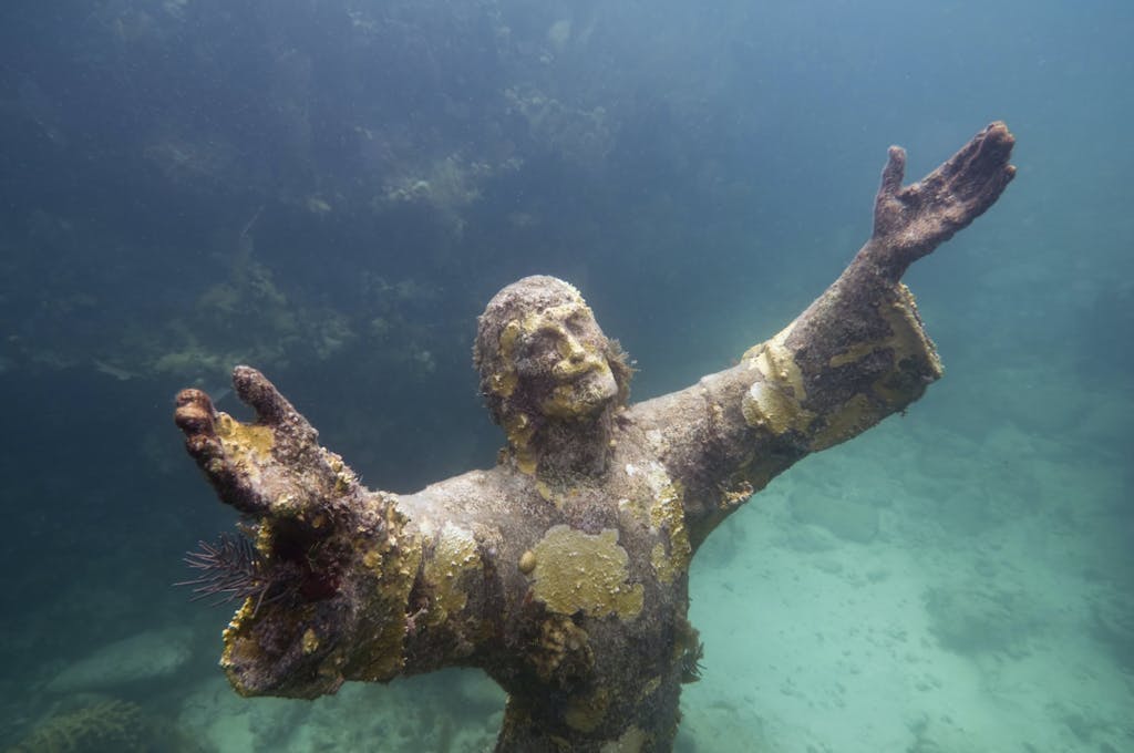  Christ of the Abyss, Italien