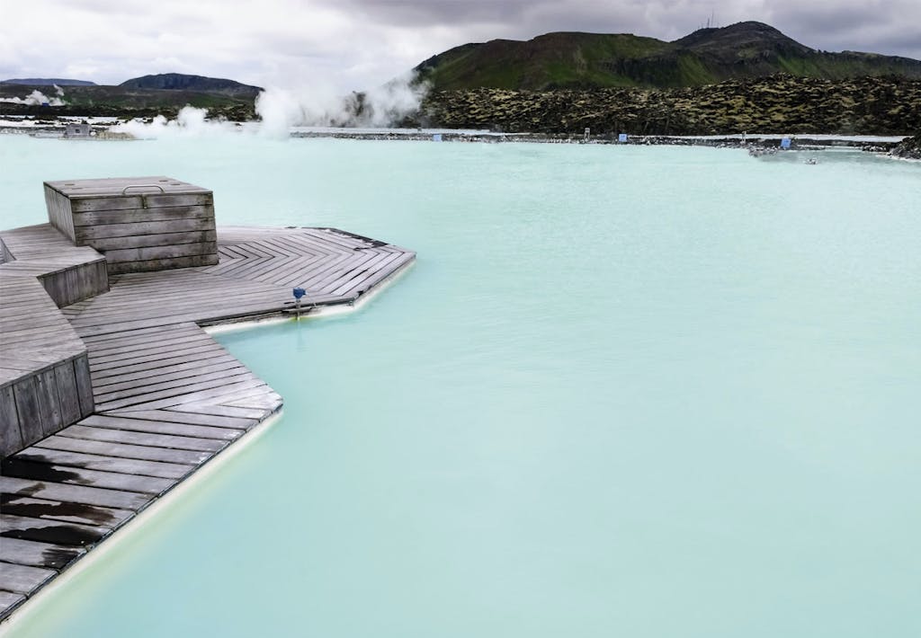 Blue Lagoon, Island