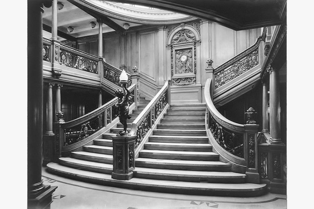 Trappen fra Titanic i sort/hvid