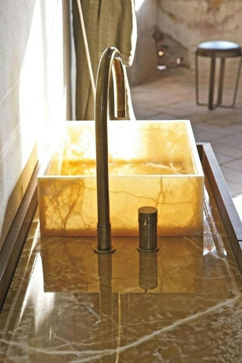 Onyx-vask med indre glød