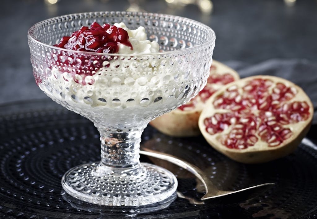 RISALAMANDE MED SYLTEDE GRANATÆBLER