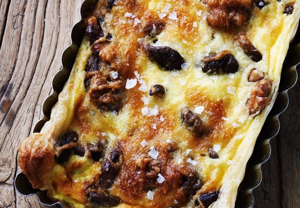 QUICHE LORRAINE MED SOPP OG VALNØTTER