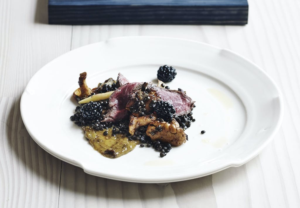 Nyretapper med linser, svampe og Karl Johan-mayo