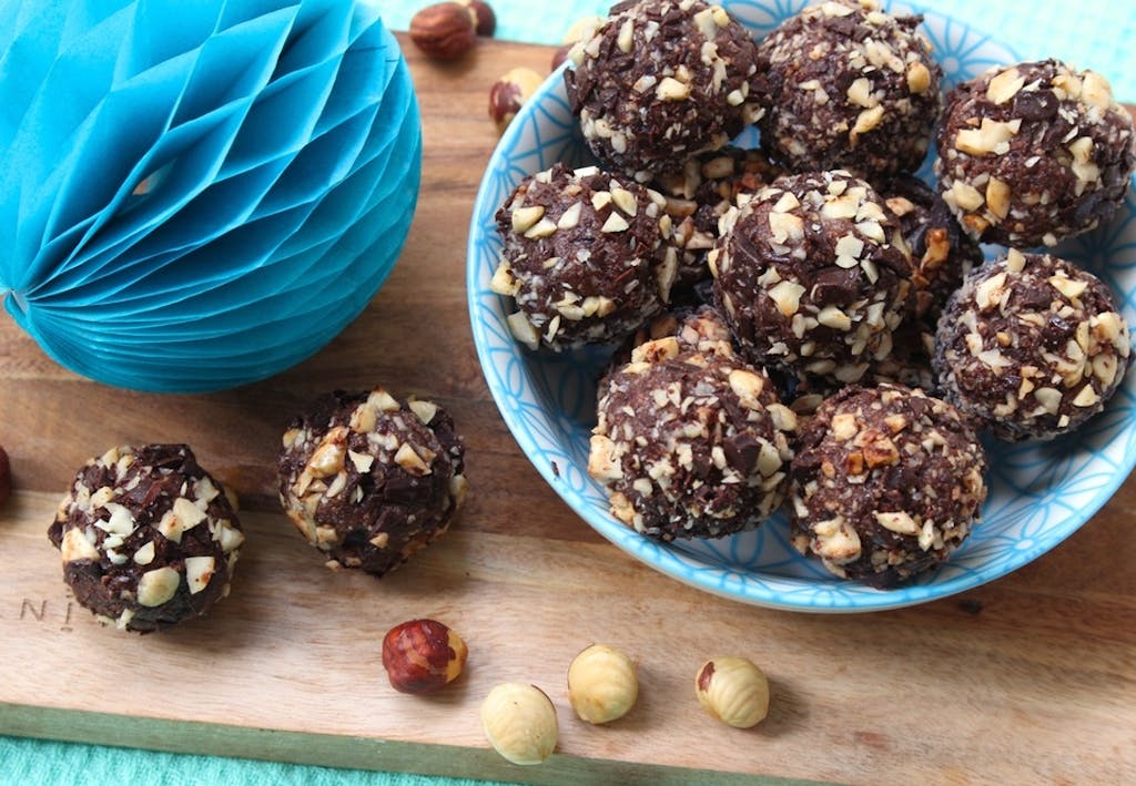 SKØNNE DADDELKUGLER