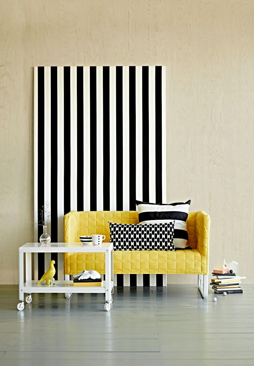 FLYTBAR STRIBET VÆG